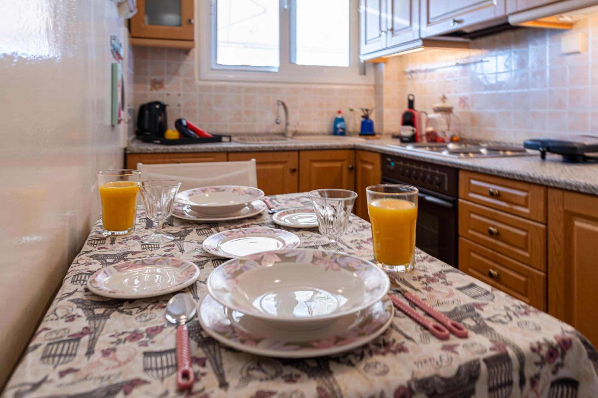 Sea View Apartment 100M From The Beach Saronida 外观 照片